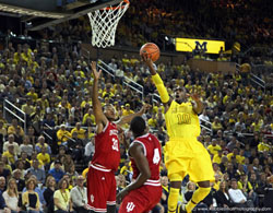 Michigan vs Indiana university basketball game 2013 photography by robbie small